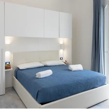 Hotel apartamentowy Alg