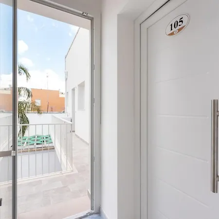 アパートホテル Alg